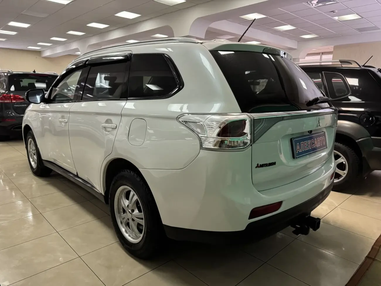 Mitsubishi Outlander 2.4 MIVEC 16V АКПП 2013 р.в. (166 к.с.), 7 місць 4
