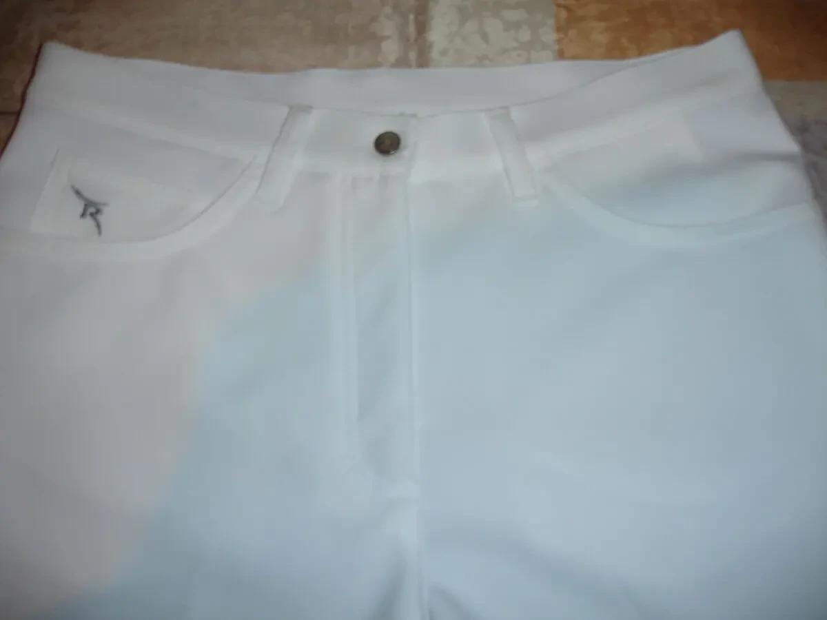 ШОРТИ жіночі S-ка (8-ка) БІЛІ. Бренд CHERVO sports. Італія. Літні. 2