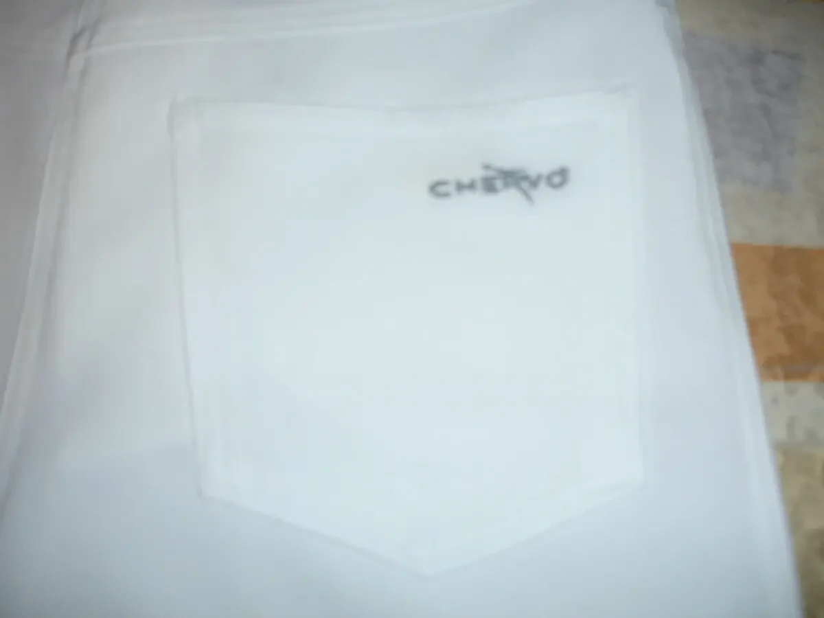 ШОРТИ жіночі S-ка (8-ка) БІЛІ. Бренд CHERVO sports. Італія. Літні. 8