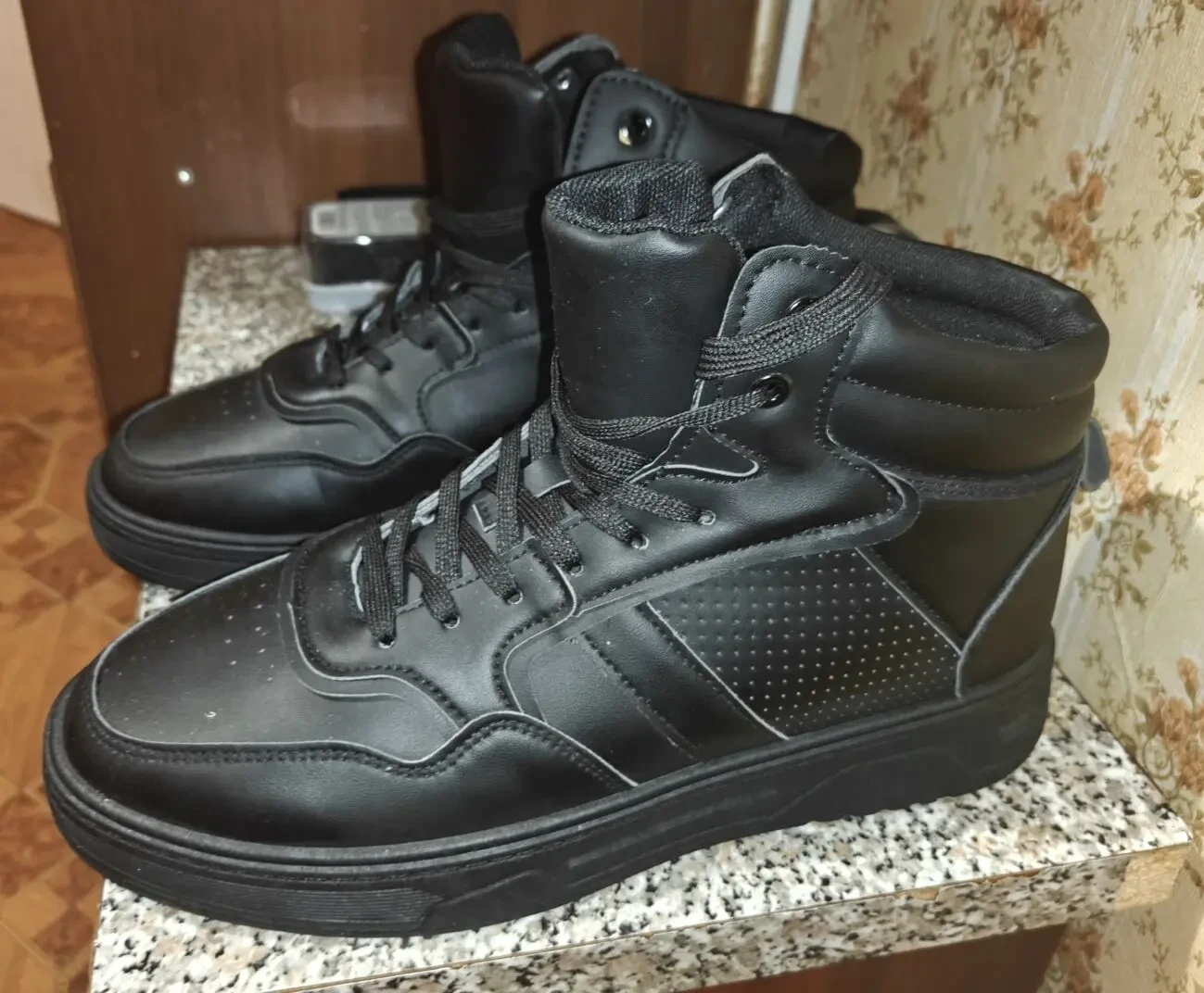 Черевики нові 2