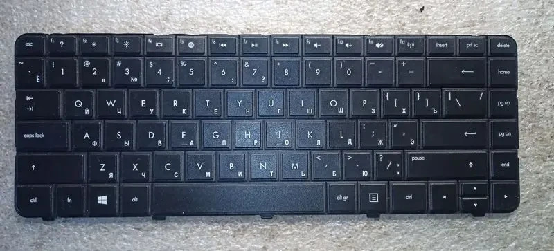 Клавиатура 697530-251 HP