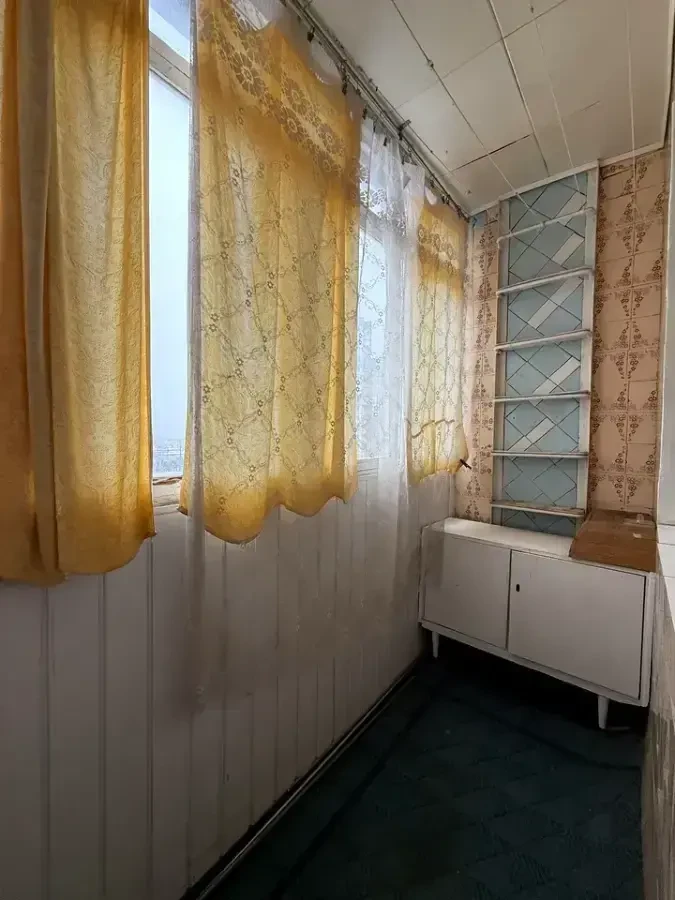 Оренда квартири біля метро Лівобережна 9