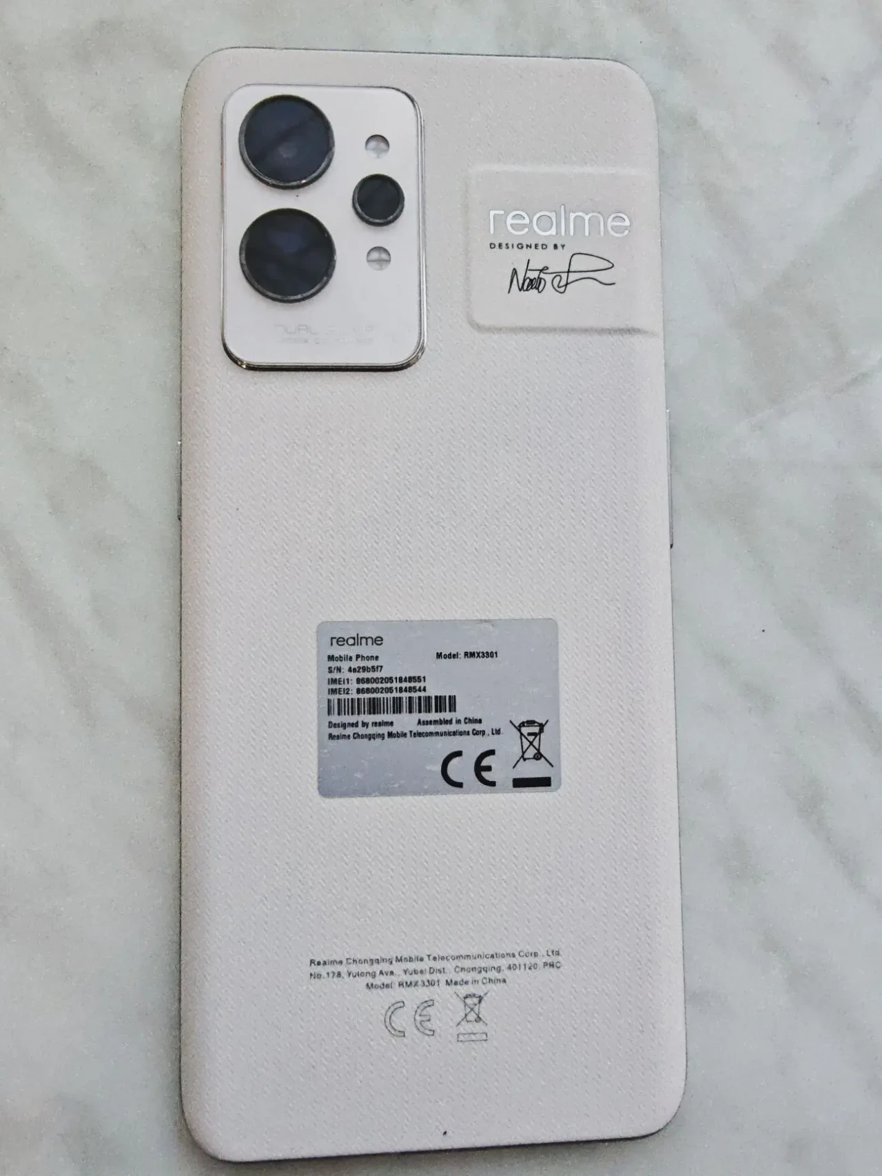 Телефон Realme 3