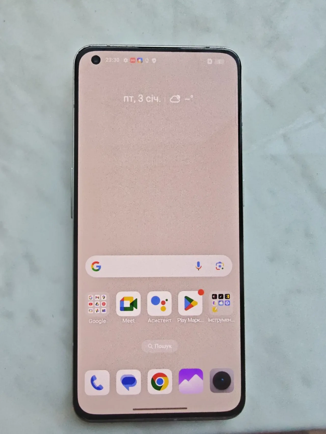 Телефон Realme 2