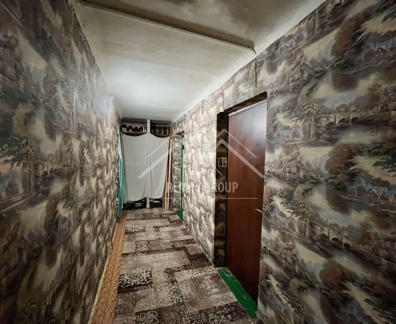 Продаж просторої 6-кімнатної квартири, Медична 2 6