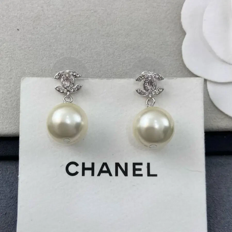 Сережки Chanell 6