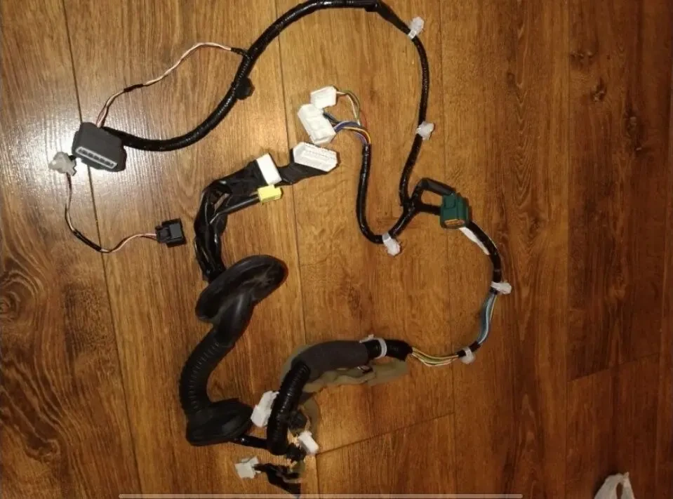 Проводка Nissan Altima 5 L33 (Водійськоі двері)