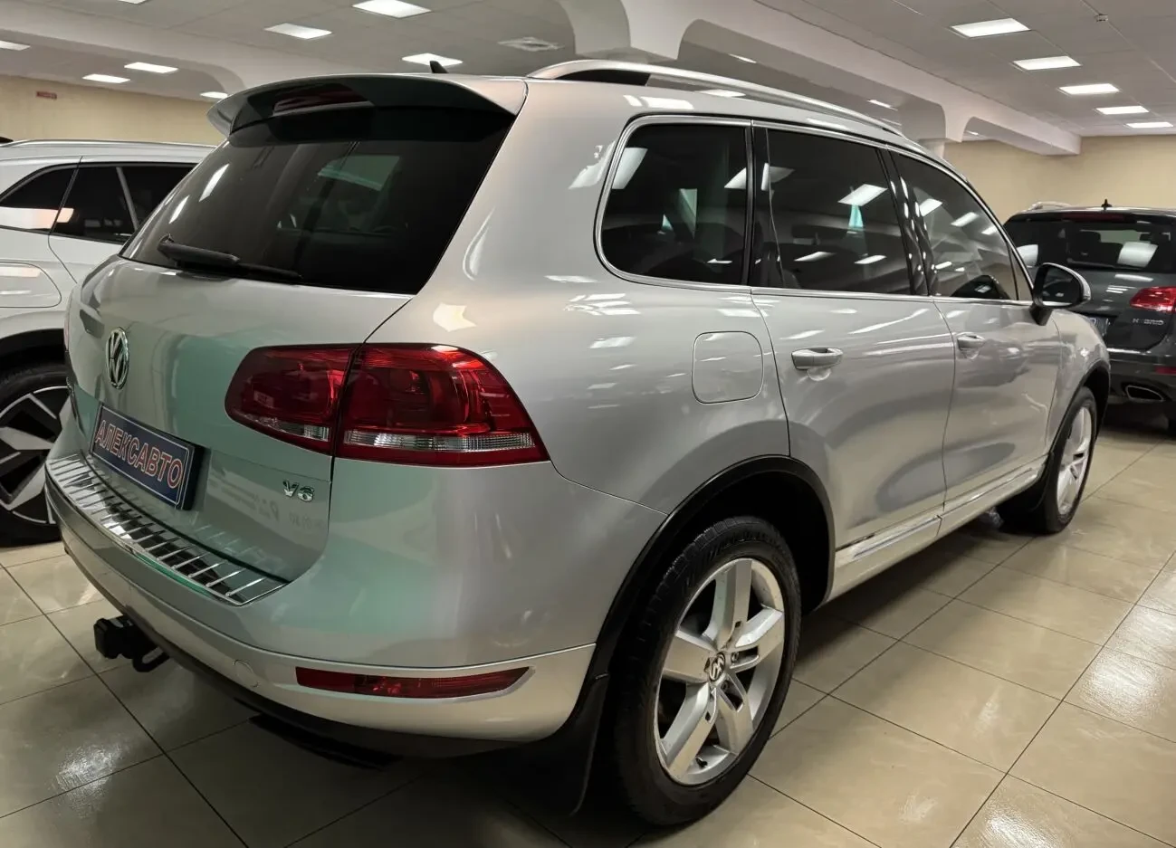 Volkswagen Touareg 4MOTION 3.6FSI V6 24V 8АКПП 2013 р.в. (280 к.с.) 4