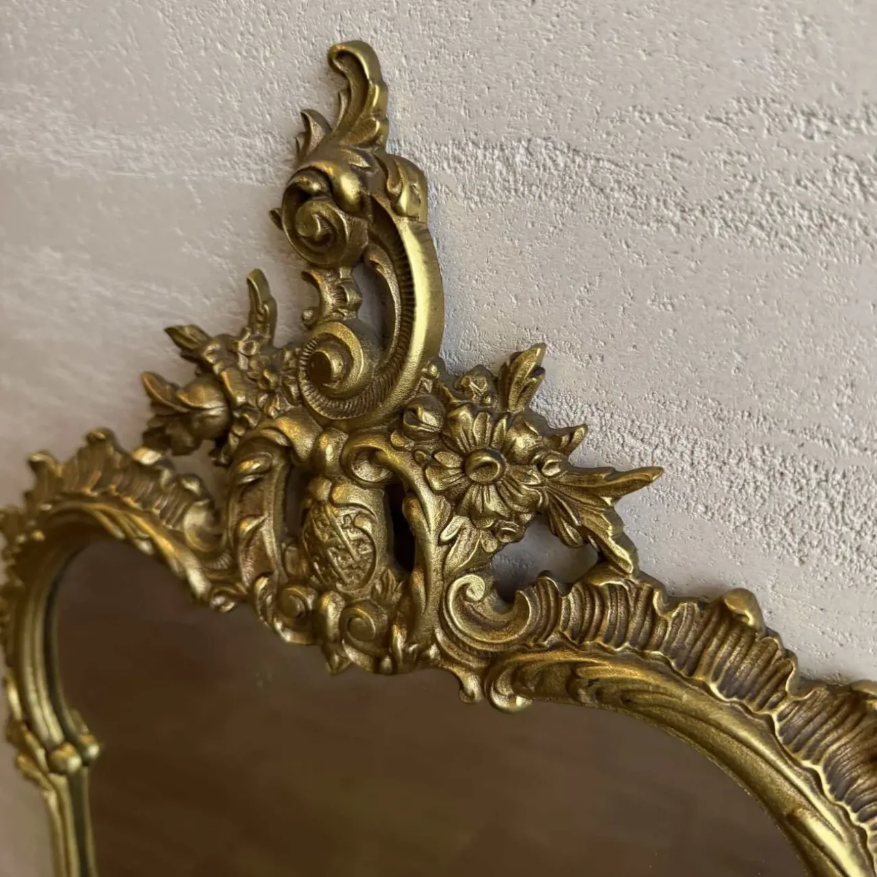 Дзеркало настінне в бронзовій рамі вінтаж з Європи 3