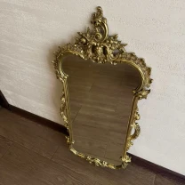 Дзеркало настінне в бронзовій рамі вінтаж з Європи