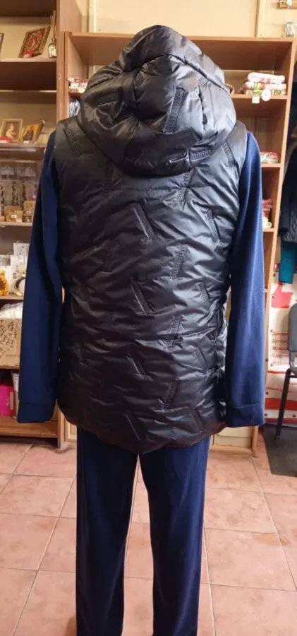 Жилет с капюшоном 5