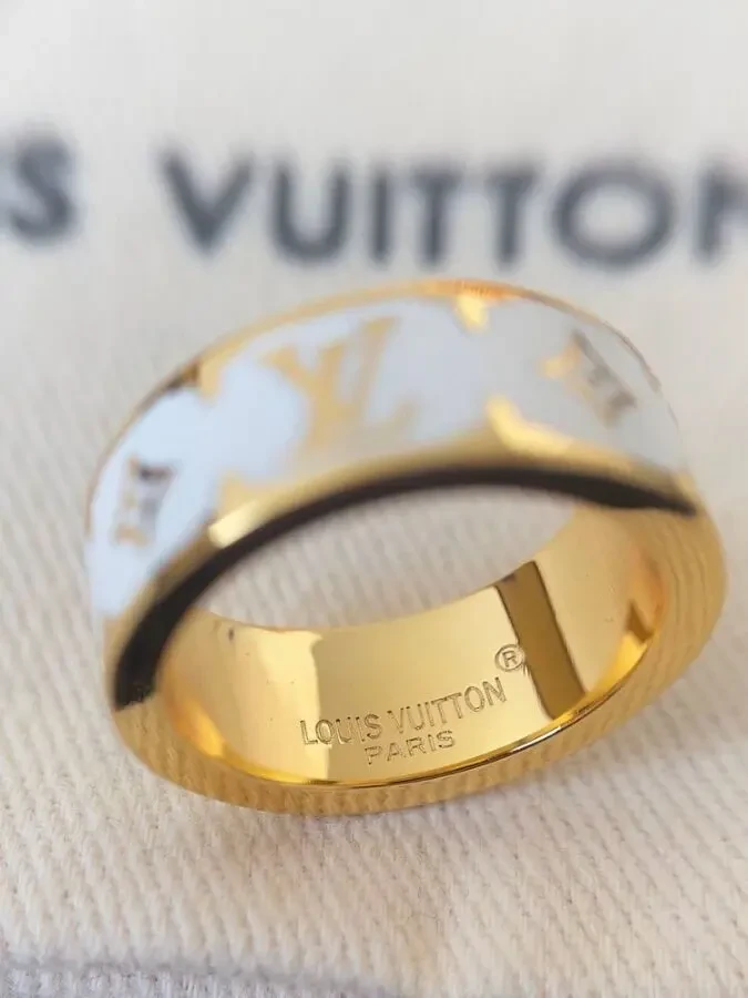 Кольє Louis Vuitton 8