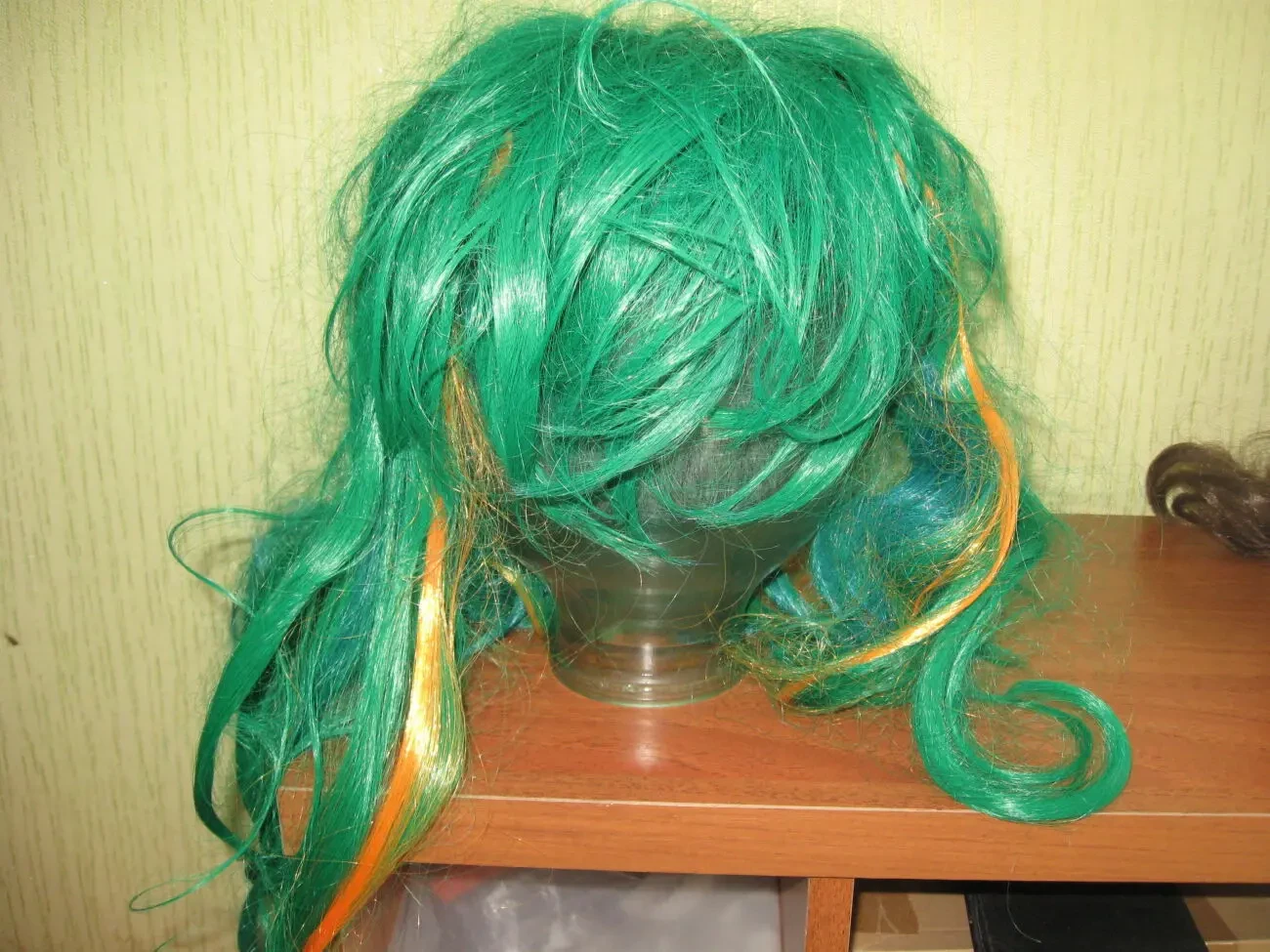 Перуки і дреди жіночі 3