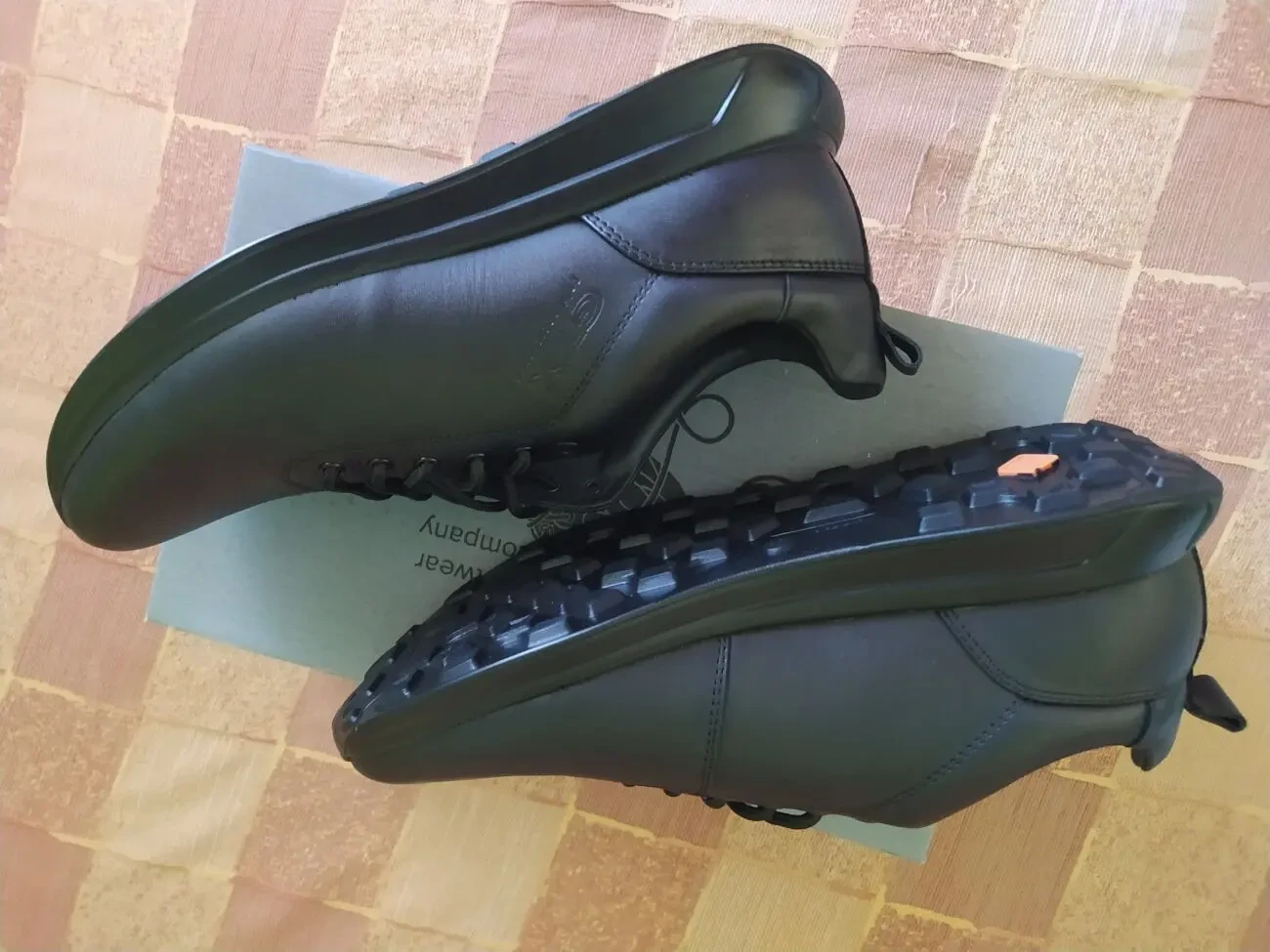 Чоловічі кросівки шкіряні 4