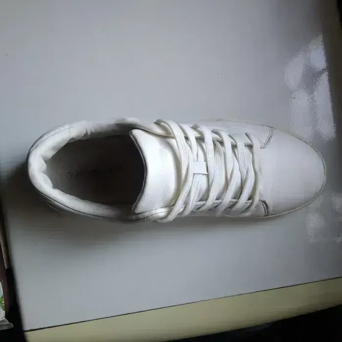 Кросовкі 42 білі 5