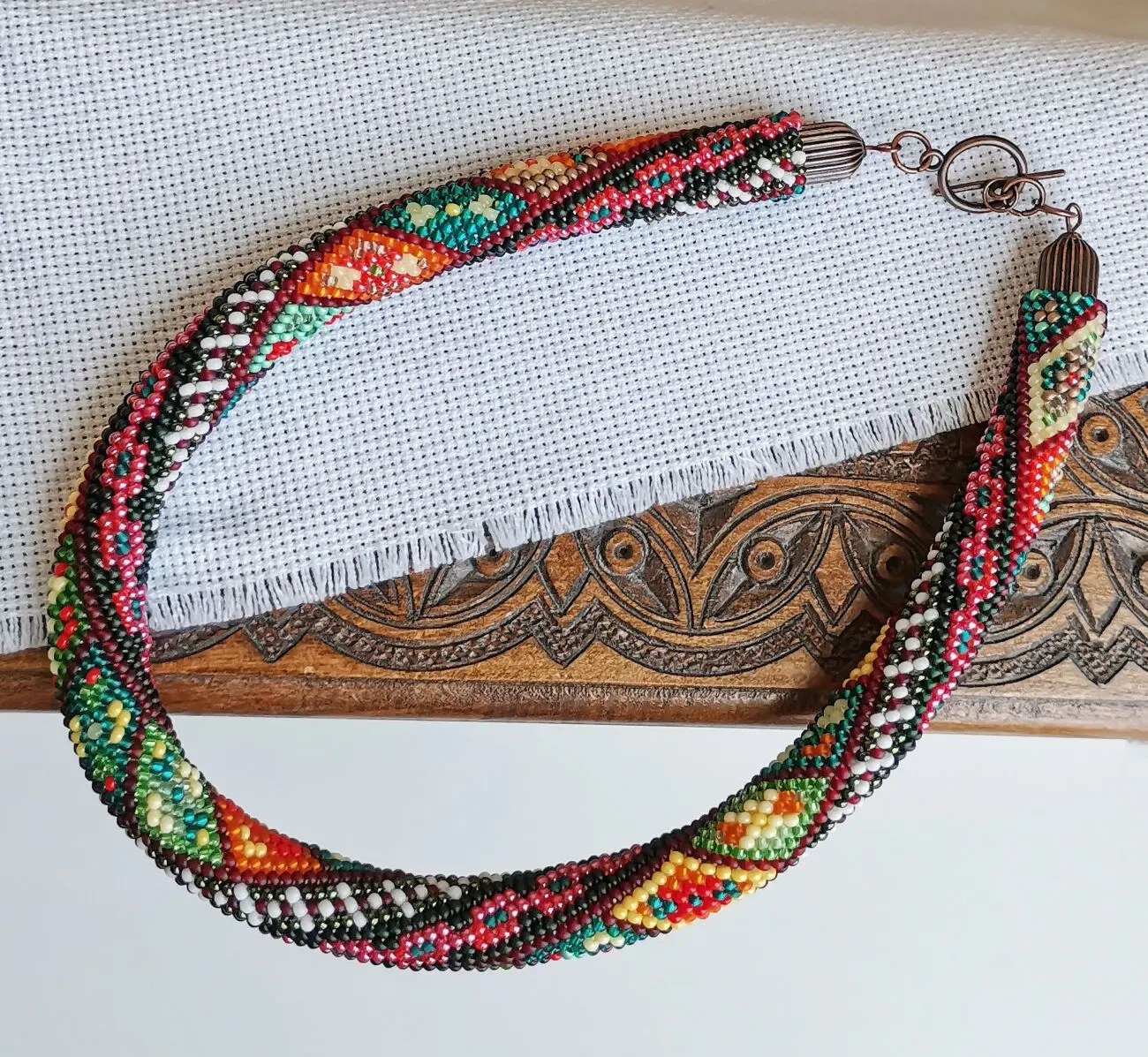 Прикраса із бісеру кольє-джгут Буковинець 6