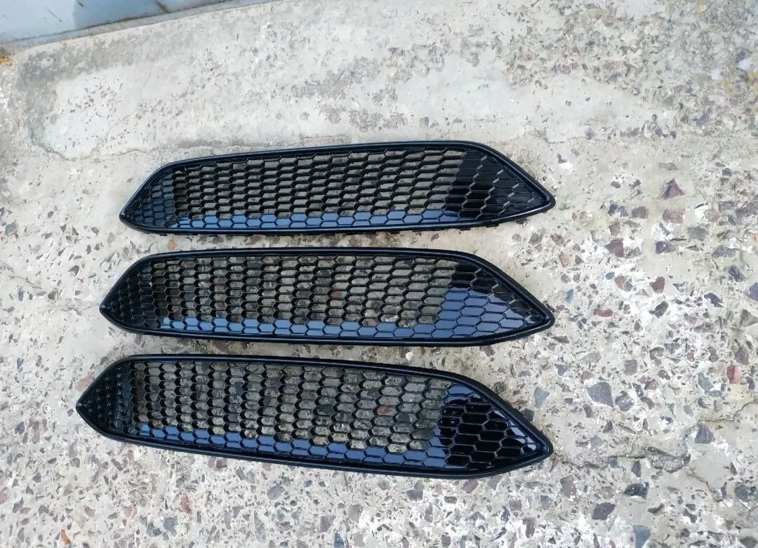 Решітка радіатора Ford Focus USA 15 - 5