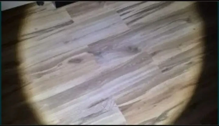 Яскравий flash light USB, В. комплекті кейс і зарядний провід. Ідеаль 3