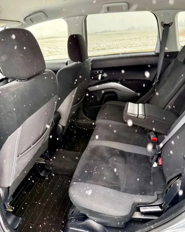 Mitsubishi Outlander 2.0 DID 9