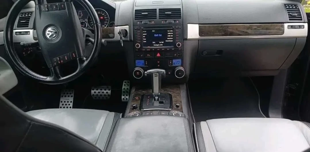 Volkswagen Touareg 3.0 TDI V6 7