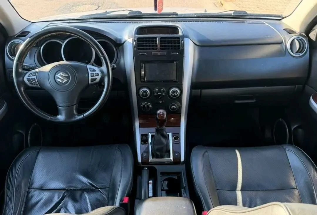 Suzuki Grand Vitara 1.9 DDiS 8