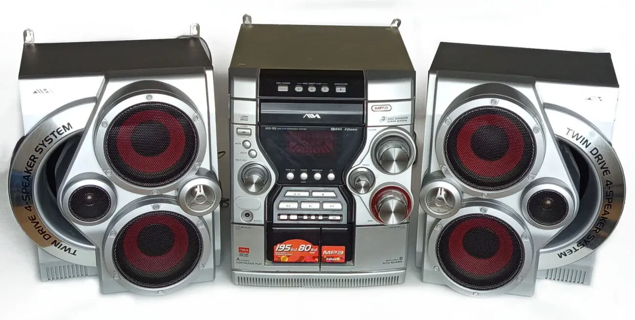 Музичний центр AIWA Sony Corp Легендарний звук, Потужні колонки Twin