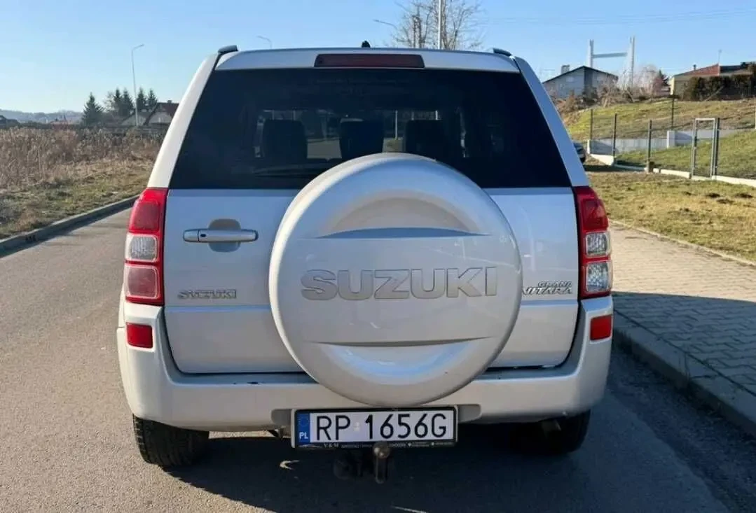 Suzuki Grand Vitara 5