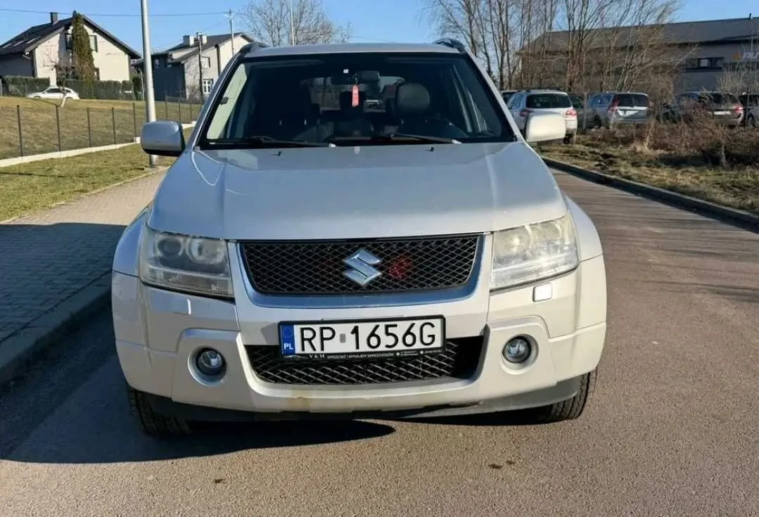 Suzuki Grand Vitara 2