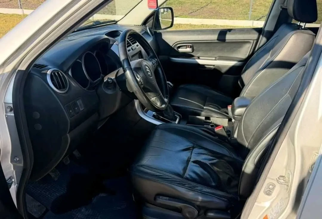Suzuki Grand Vitara 7