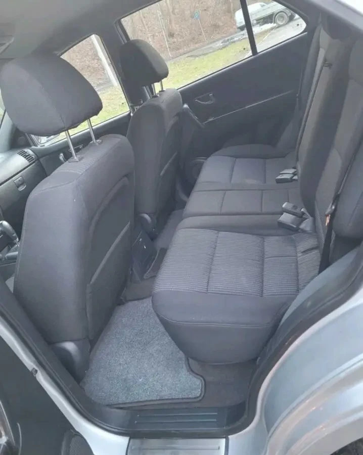 Kia Sorento 2.5 CRDi 8