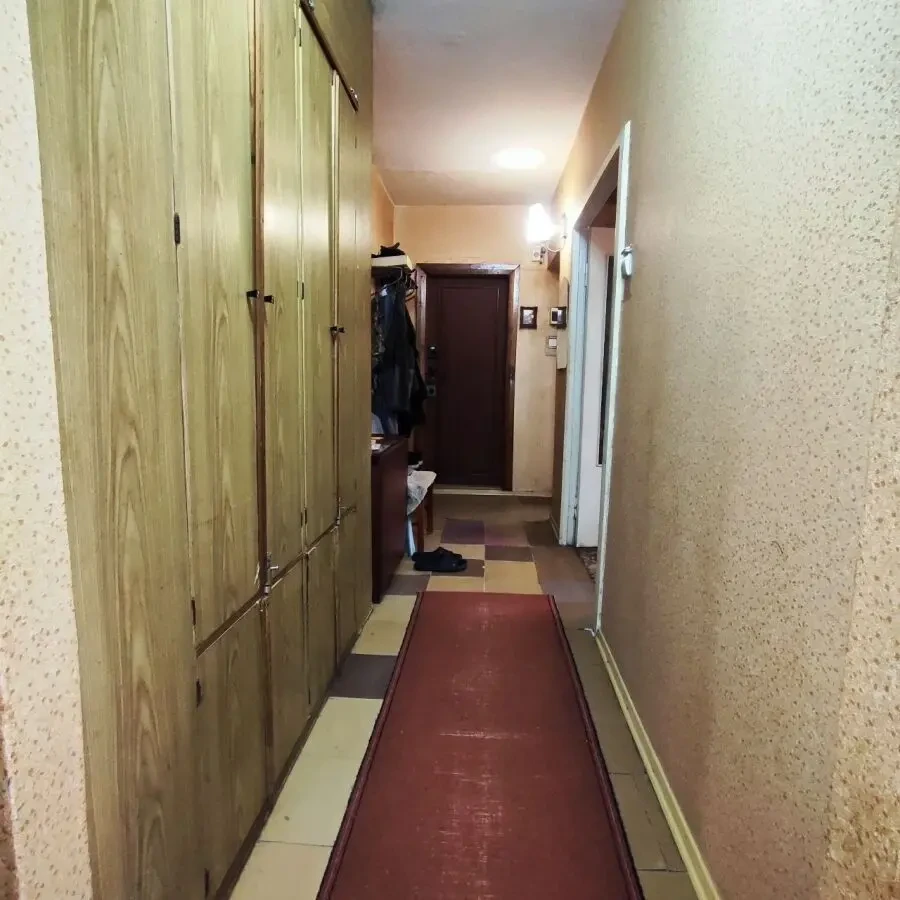 Продажа 3к. квартира. ж/м Парус, ул. Метростроевская 5