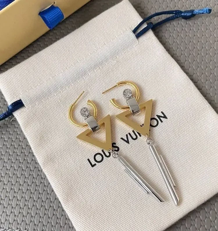 Сережки Louis Vuitton