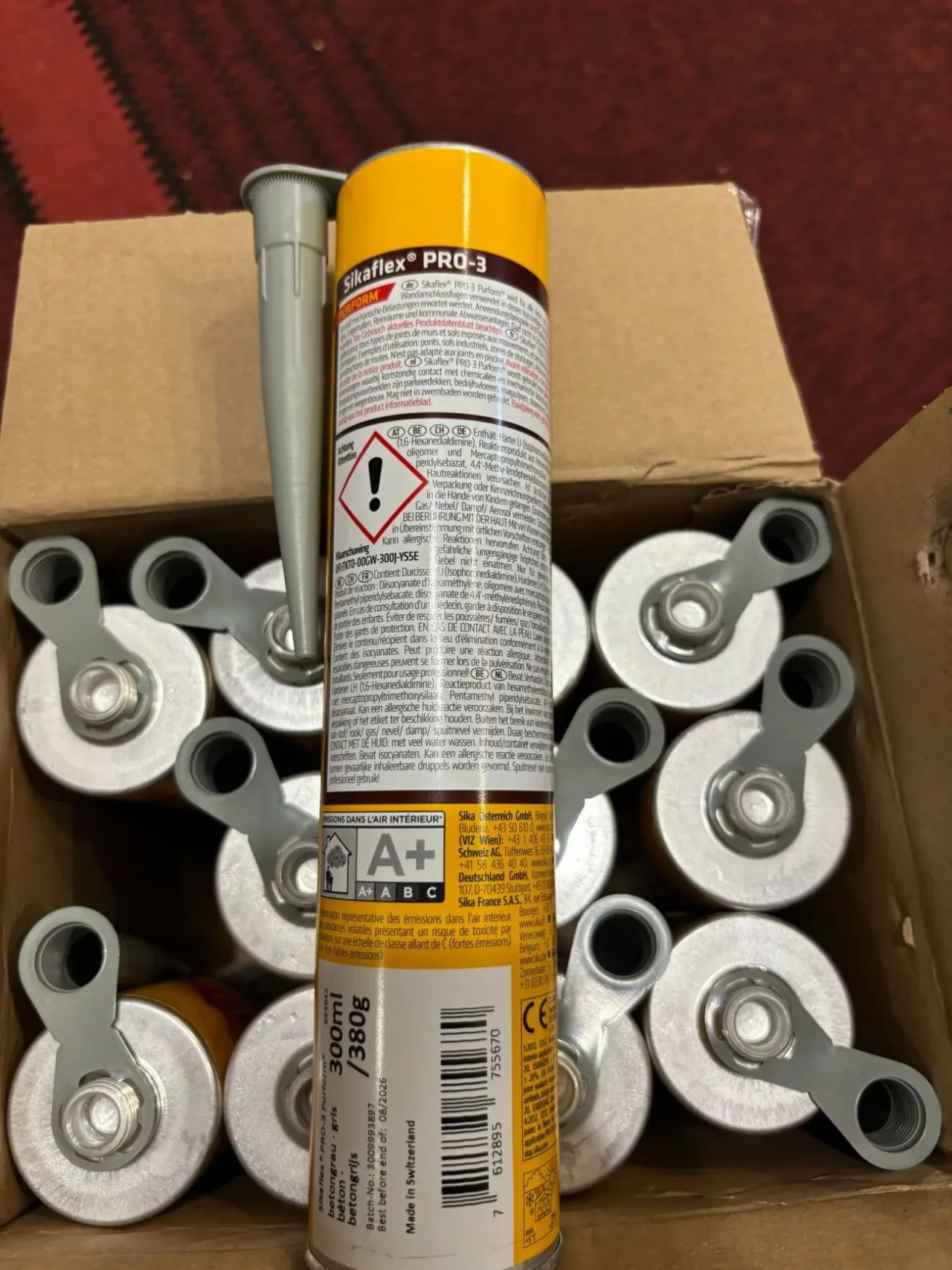 Продаю 12 нових картриджів Sikaflex PRO‑3 Purform 300 мл 3