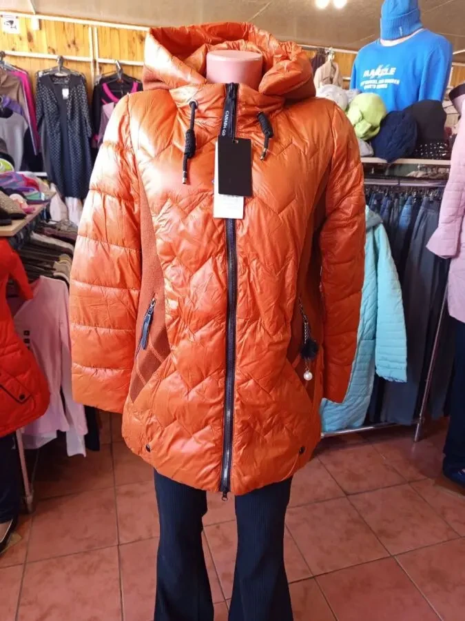 Яркая весенняя женская куртка в тыквенном цвете 50, 52, 54, 56,58р