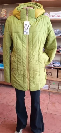Яркая демисезонная куртка в сочном лаймовом цвете 54-60 р