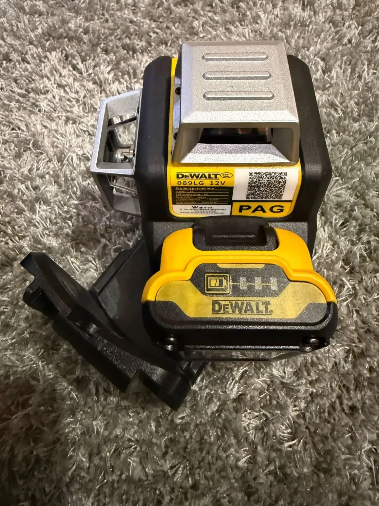 уровень лазерный де вольт 2