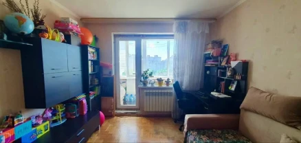 Продаж 2 кімн вуд.Бальзака,79.Троєщина