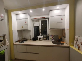 Продаж 2 кімн вуд.Бальзака,79.Троєщина