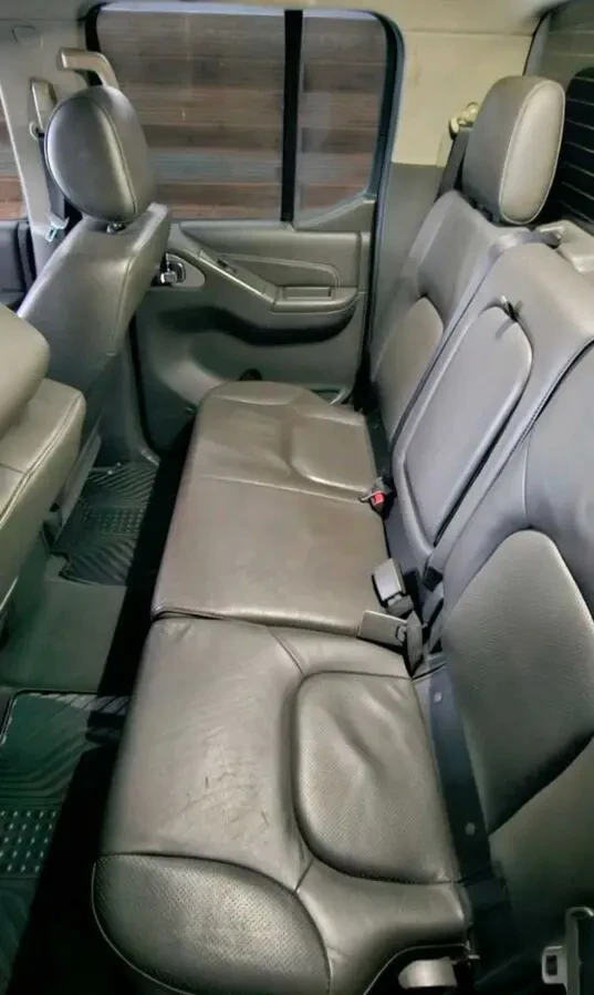 Nissan Navara 2.5 D 6