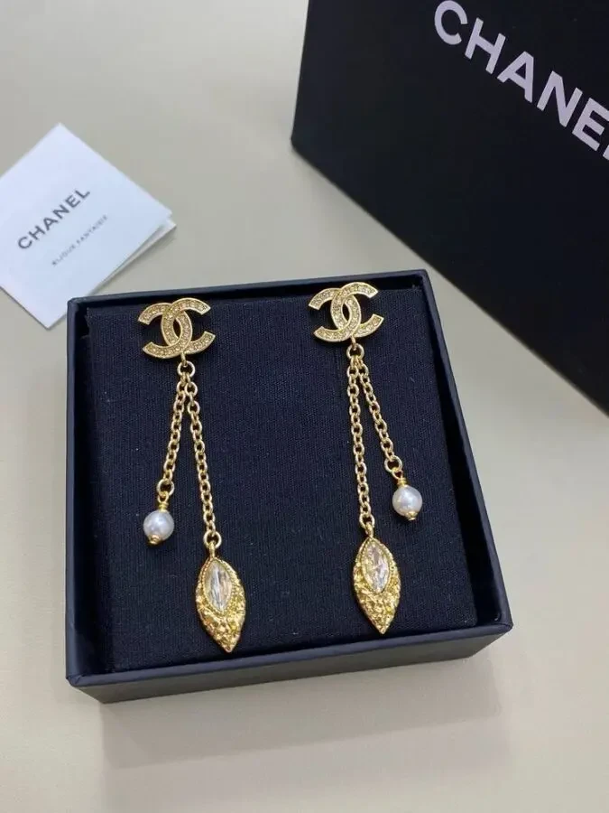 Сережки Chanell 4