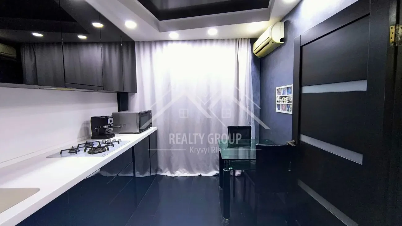 Продам 3к Сонячний Е-ВІДНОВЛЕННЯ 10