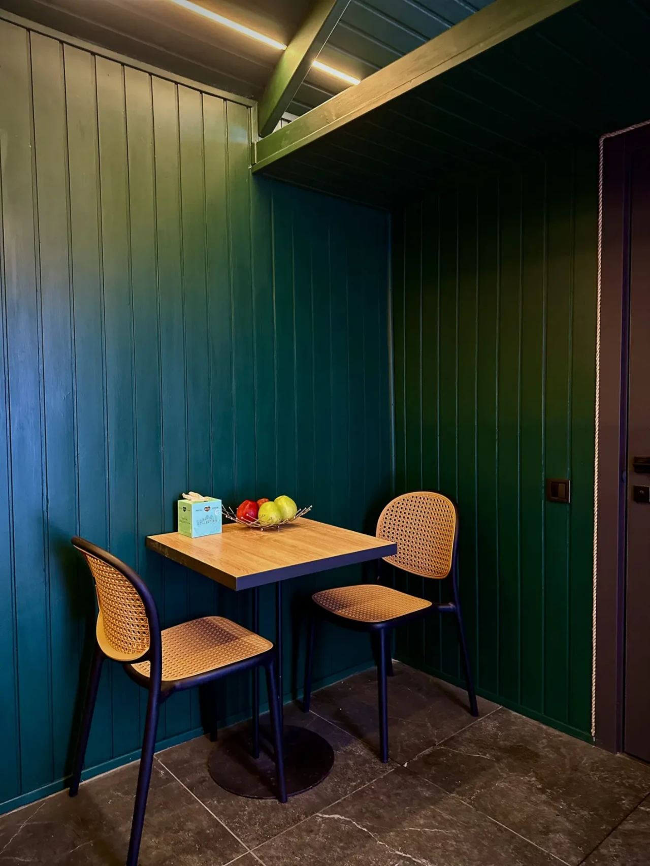 Гарячий чан з джакузі та будиночком на березі Дніпра 7