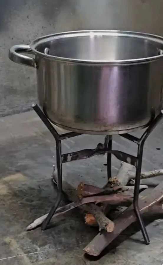 турестична тринога