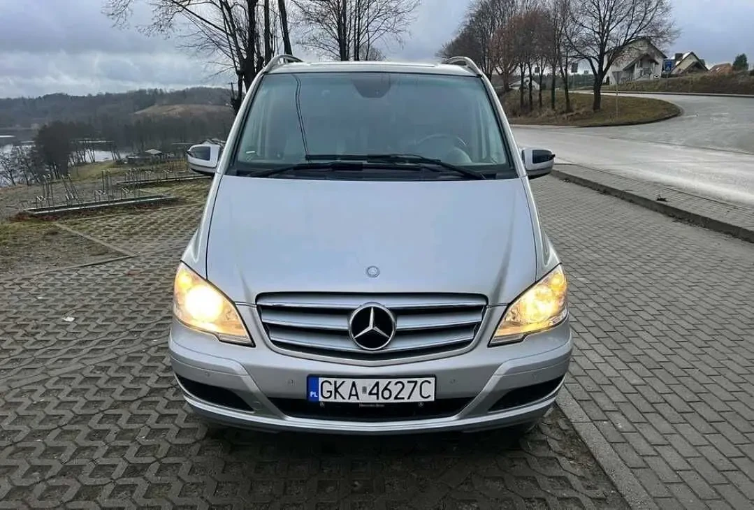 Mercedes-Benz Viano 2