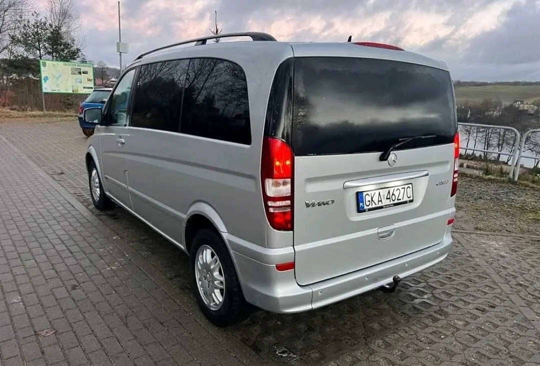 Mercedes-Benz Viano 4