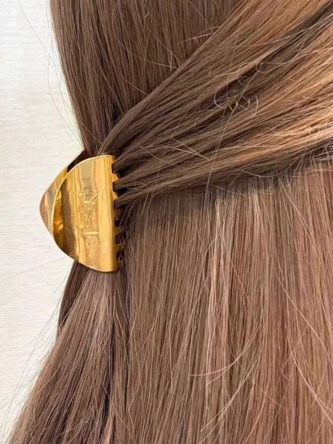 Заколка Yves Saint Laurent (ysl) 5