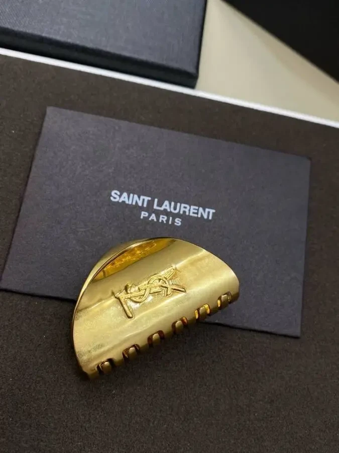 Заколка Yves Saint Laurent (ysl) 3