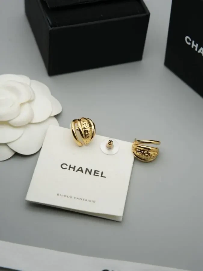 Сережки Chanell 4
