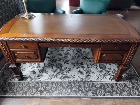 Стіл письмовий Ashley