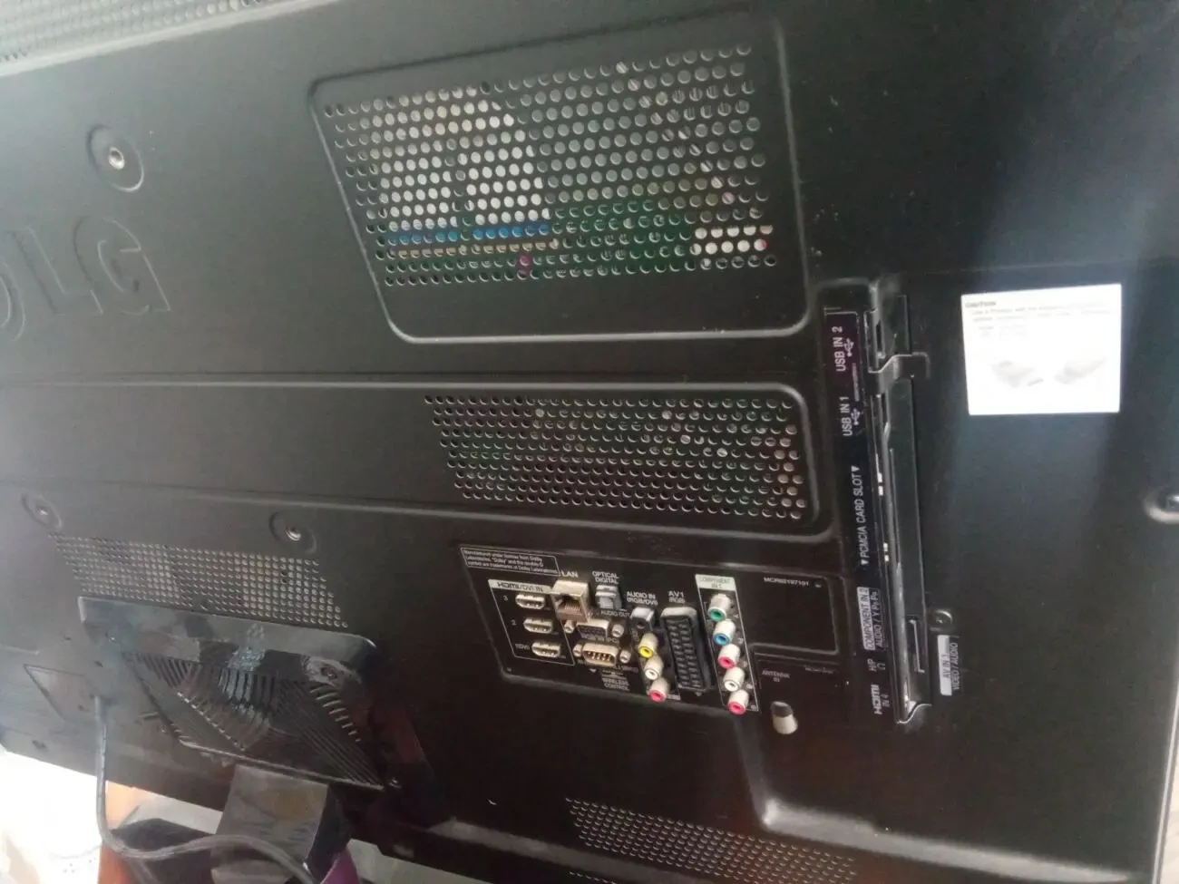 Телевізор LG 42LE5500 на запчастини 3